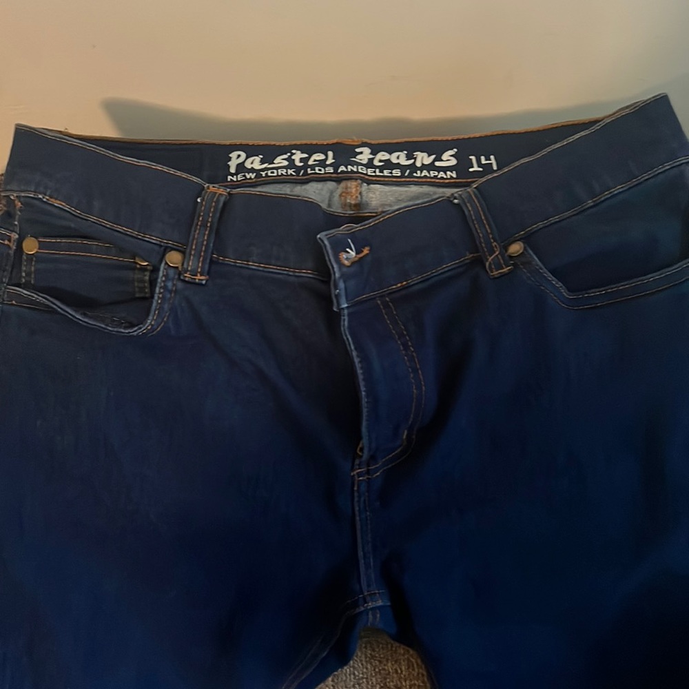 Size 14 jeans ALL JEANS ARE 9$!!!